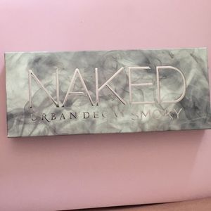 NAKED URBAN DECAY SMOKY PALETTE